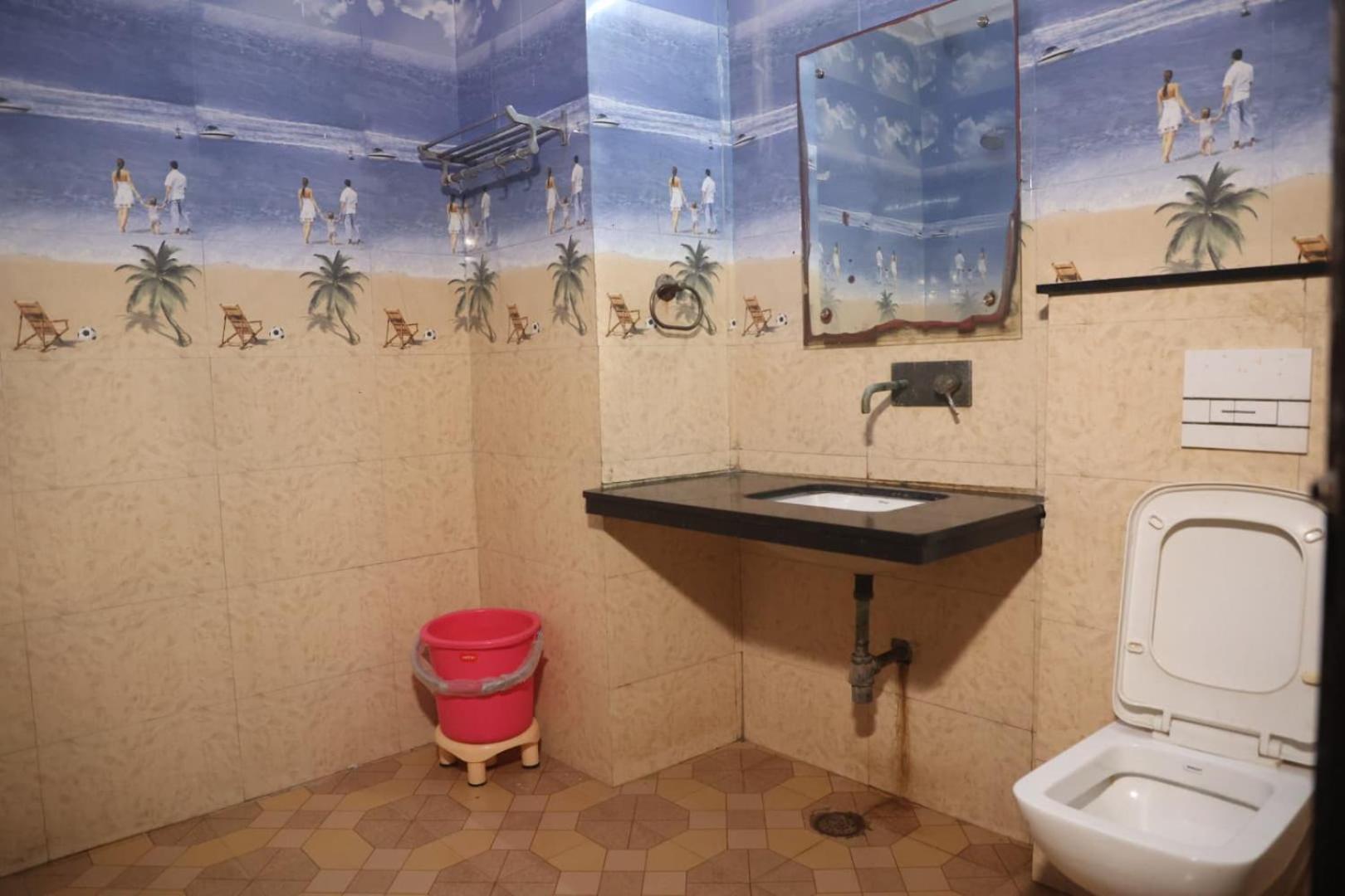 Hotel Grand Father Агра Екстериор снимка